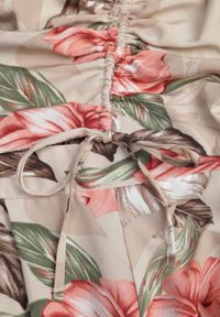 Renee - Beżowy 2-częściowy Komplet Bluzka z Długim Rękawem Szerokie Spodnie z Gumką w Pasie w Kwiaty Calaq. Kolor: beżowy. Materiał: materiał. Wzór: kwiaty #5