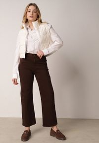 Born2be - Ciemnobrązowe Bawełniane Jeansy z Wysokim Stanem i Szerokimi Nogawkami Taphixa. Okazja: na co dzień. Stan: podwyższony. Kolor: brązowy. Styl: casual, elegancki #2