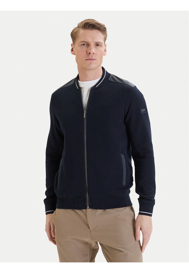 Bugatti Bluza 8750-15174E Granatowy Regular Fit. Kolor: niebieski. Materiał: bawełna