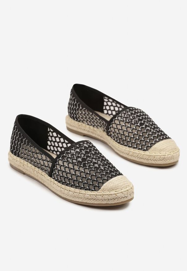 Renee - Czarne Espadryle z Siateczkową Cholewką i Plecionką Lillevi. Okazja: na co dzień. Kolor: czarny. Materiał: jeans. Szerokość cholewki: normalna. Styl: casual, elegancki