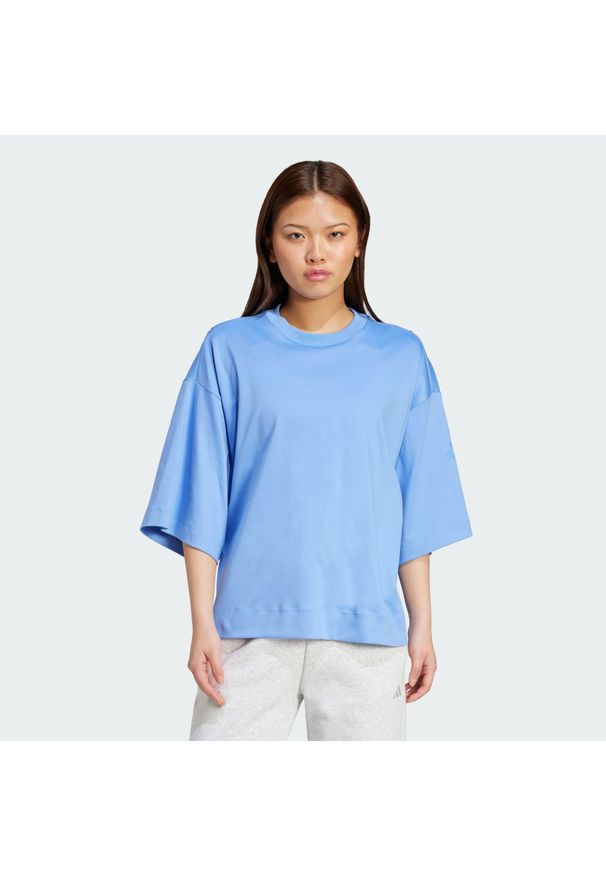 Adidas - Koszulka Soft Lux Loose. Kolor: niebieski. Sport: fitness