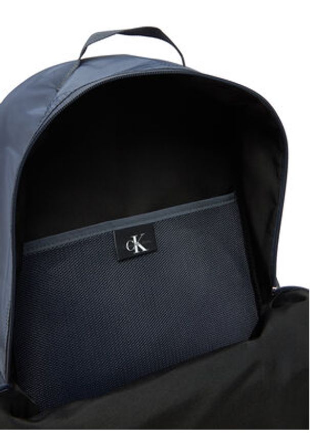 Calvin Klein Jeans Plecak Sport Essentials Backpack 43 LV04G3036G Granatowy. Kolor: niebieski. Materiał: materiał. Styl: sportowy