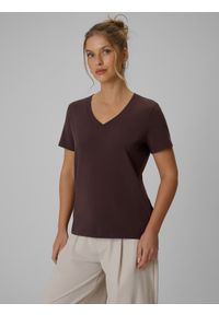 4f - 4F T-shirt regular gładki damski - brązowy S. Okazja: na co dzień, na spacer. Typ kołnierza: dekolt w serek. Kolor: brązowy. Materiał: bawełna, materiał, dzianina. Wzór: gładki. Styl: casual, klasyczny #1