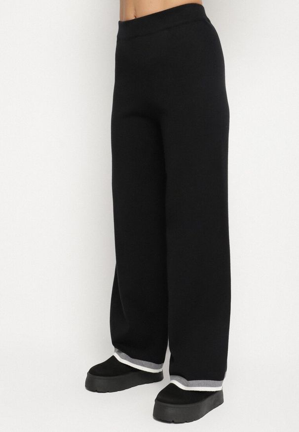 Born2be - Czarny Dzianinowy Komplet z Ozdobną Lamówką Sweter i Szerokie Spodnie Ralenae. Kolor: czarny. Materiał: dzianina