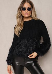 Renee - Czarny Sweter z Domieszką Wełny Ozdobiony Długim Włosiem Merilos. Kolekcja: plus size. Kolor: czarny. Materiał: wełna. Długość rękawa: długi rękaw. Długość: długie. Wzór: aplikacja. Styl: elegancki, klasyczny #4