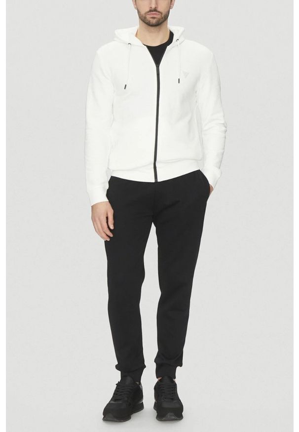 Guess - GUESS Biała męska bluza Aldwin, Rozmiar XXL. Kolor: biały. Materiał: poliester, bawełna. Długość rękawa: długi rękaw. Długość: długie. Sezon: zima, jesień