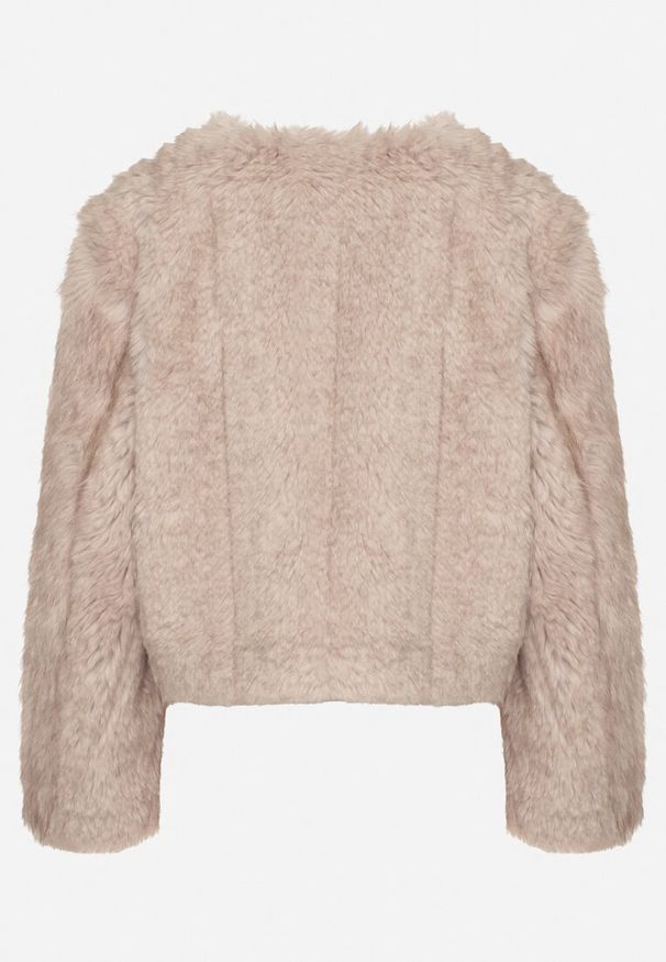 Born2be - Beżowa Futerkowa Kurtka o Prostym Kroju z Kieszeniami Awilise. Okazja: na studniówkę. Kolor: beżowy. Materiał: skóra. Długość: krótkie. Styl: wizytowy, klasyczny