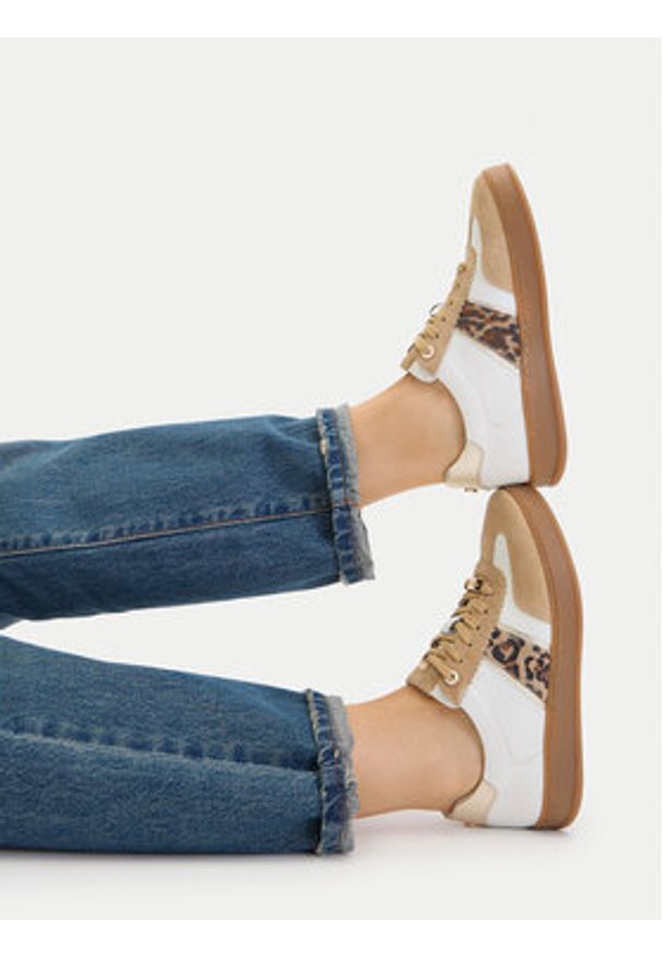 MEXX Sneakersy EO-WI16-HAIRY-01 Biały. Kolor: biały. Materiał: skóra