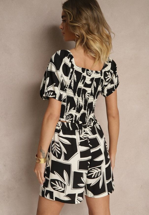 Renee - Czarny Wiskozowy Komplet w Roślinny Wzór Szorty i Bluzka Felindera. Kolor: czarny. Materiał: wiskoza