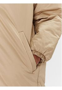 Calvin Klein Jeans Kurtka przejściowa J20J220333 Beżowy Oversize. Kolor: beżowy. Materiał: syntetyk