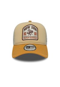 Czapka Trucker New Era Graphic Patch. Kolor: beżowy. Styl: sportowy, elegancki