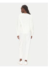 EA7 Emporio Armani Dres 7W000125 AF12501 U0005 Biały Regular Fit. Kolor: biały. Materiał: syntetyk