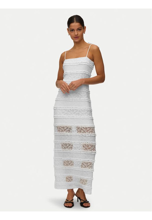 Vero Moda Sukienka wieczorowa Lucia 10348443 Kremowy Regular Fit. Kolor: kremowy. Materiał: syntetyk. Styl: wizytowy