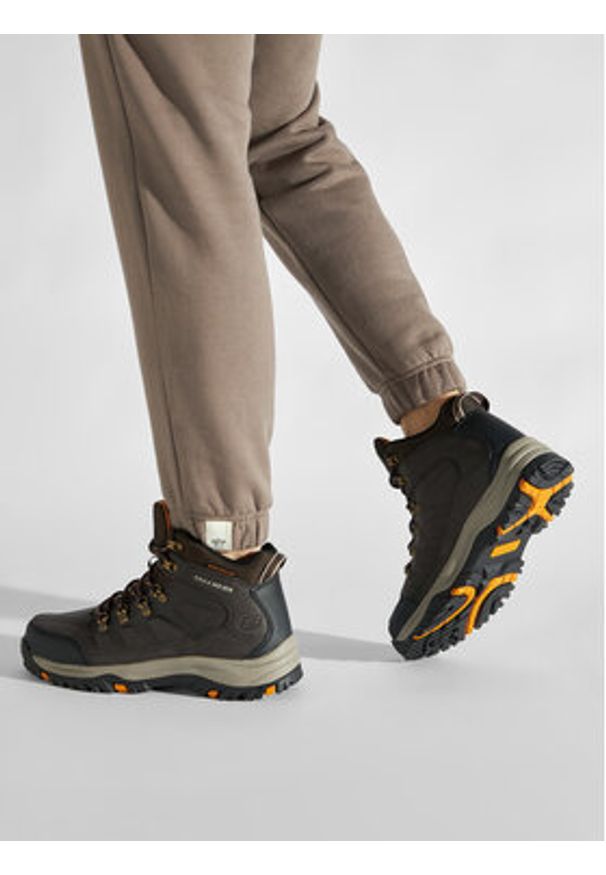 skechers - Skechers Trapery Daggett 204642/CHOC Brązowy. Kolor: brązowy. Materiał: skóra