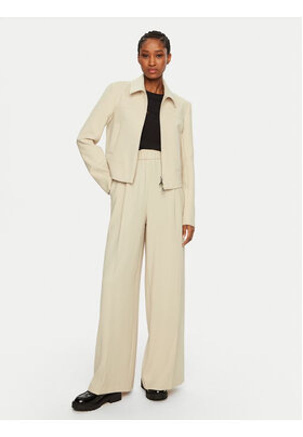 Patrizia Pepe Spodnie materiałowe 8P0710/A545-B814 Beżowy Regular Fit. Kolor: beżowy. Materiał: syntetyk