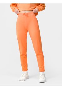 4f - Spodnie dresowe damskie. Kolor: pomarańczowy. Materiał: dresówka #2