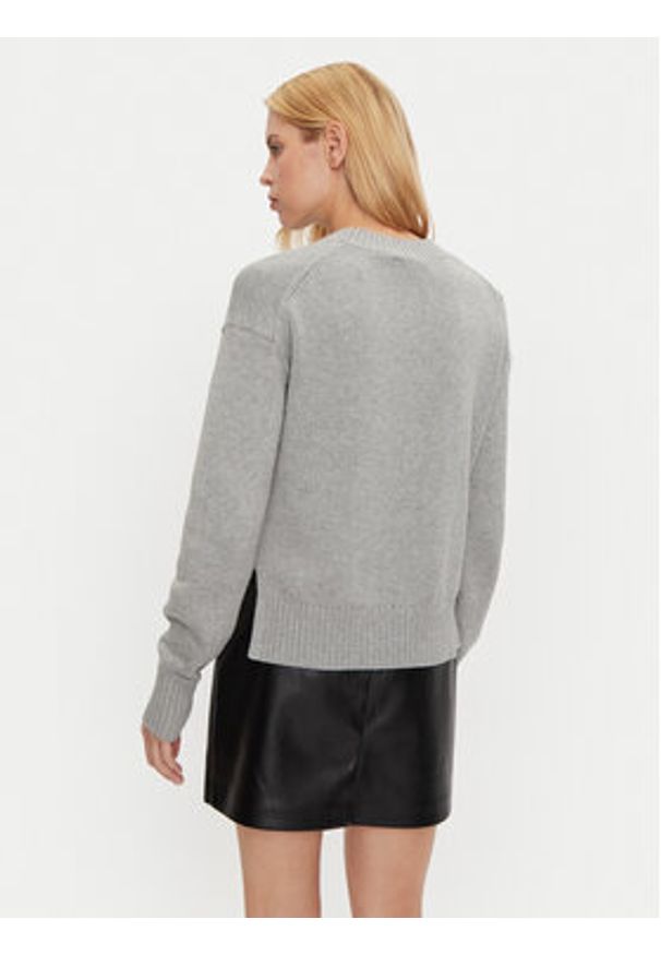 Calvin Klein Jeans Sweter Intrasia J20J224224 Szary Regular Fit. Kolor: szary. Materiał: bawełna