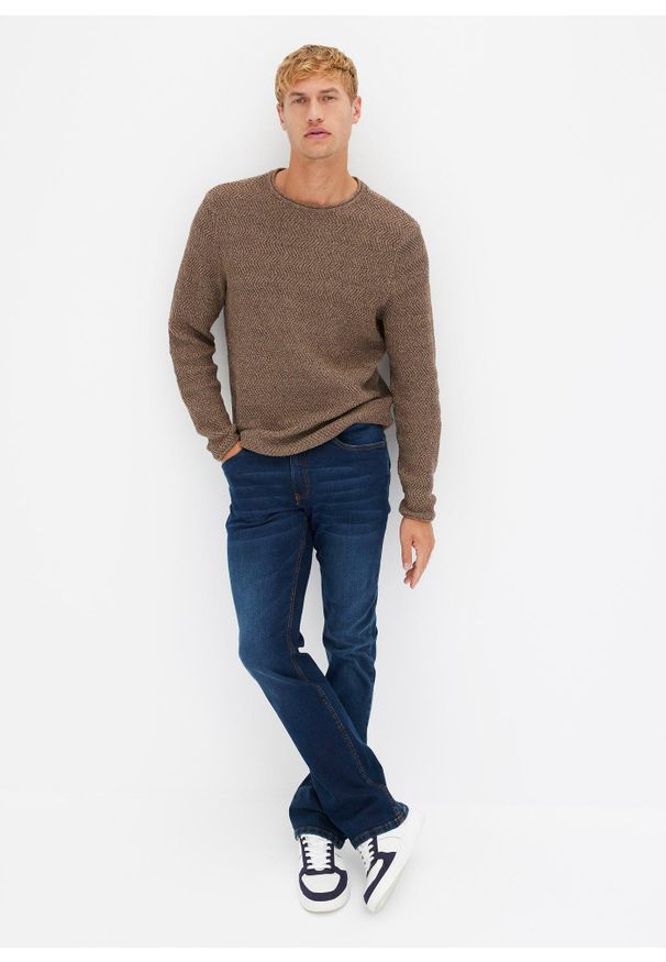 bonprix - Dżinsy ze stretchem Slim Fit Bootcut. Kolor: niebieski. Styl: klasyczny