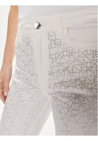 Guess Spodnie materiałowe Girly W4RA16 WFXDA Biały Slim Fit. Kolor: biały. Materiał: bawełna #4