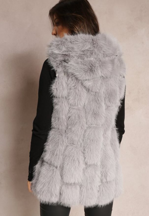 Renee - Szara Futrzana Kamizelka z Kapturem Konessa. Typ kołnierza: kaptur. Kolor: szary. Materiał: futro