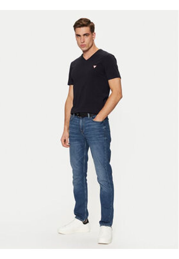Guess T-Shirt M2YI32 J1314 Granatowy Slim Fit. Kolor: niebieski. Materiał: bawełna