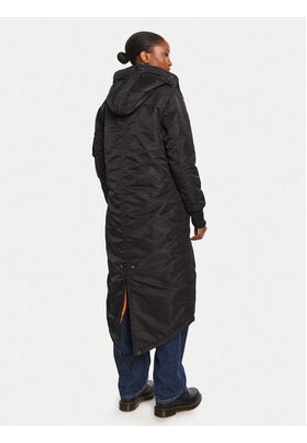 Alpha Industries Parka 198013 Czarny Regular Fit. Kolor: czarny. Materiał: syntetyk