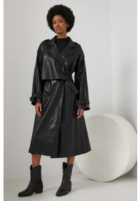 Answear Lab płaszcz damski kolor czarny przejściowy. Okazja: na co dzień. Kolor: czarny. Długość rękawa: raglanowy rękaw. Styl: wakacyjny