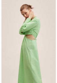 mango - Mango sukienka bawełniana Brown kolor zielony midi rozkloszowana. Kolor: zielony. Materiał: bawełna. Długość rękawa: długi rękaw. Typ sukienki: rozkloszowane. Długość: midi