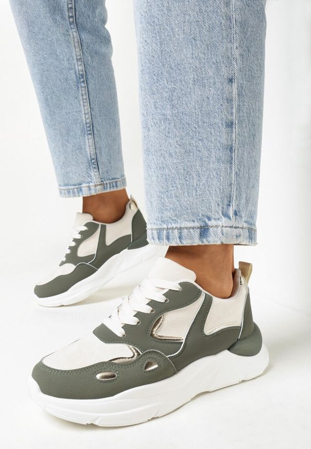 Born2be - Zielone Sznurowane Sneakersy na Płaskiej Podeszwie Toade. Wysokość cholewki: przed kostkę. Kolor: zielony, beżowy. Materiał: materiał. Szerokość cholewki: normalna. Obcas: na płaskiej podeszwie