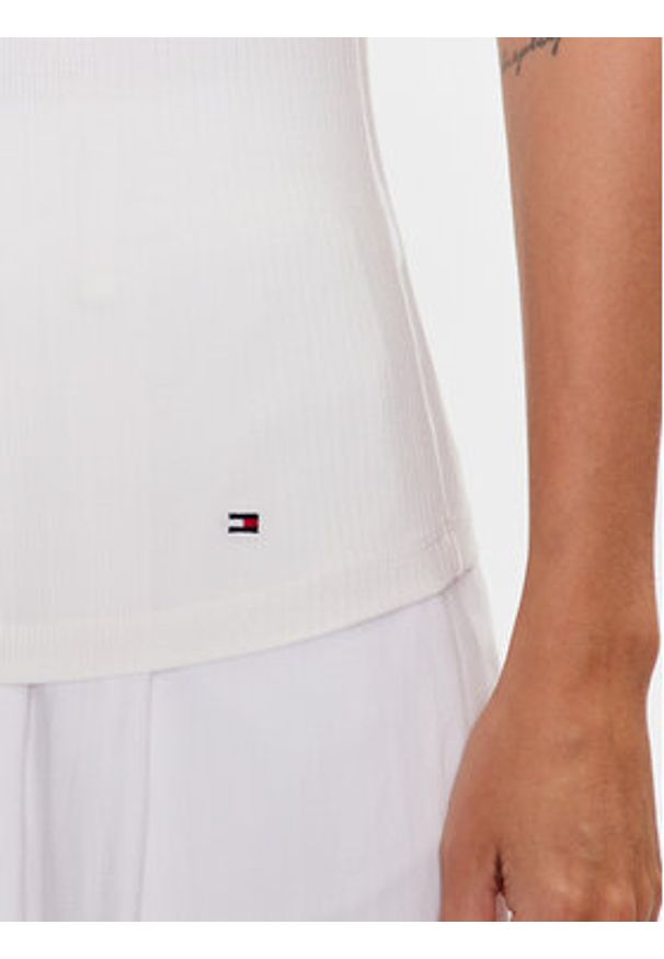 TOMMY HILFIGER - Tommy Hilfiger Top WW0WW38635 Biały Slim Fit. Kolor: biały. Materiał: wiskoza