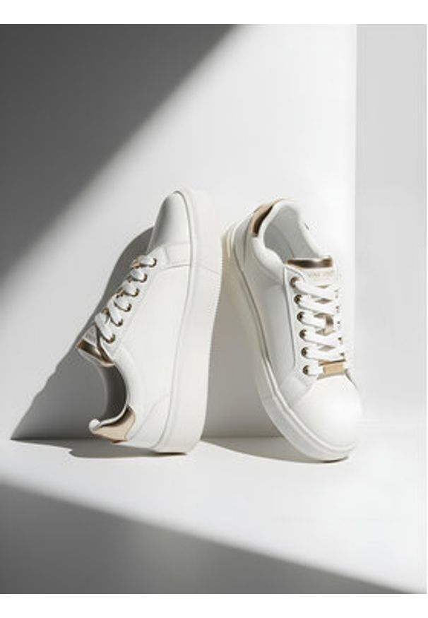 Nine West Sneakersy CEO-ALIA-01 Biały. Kolor: biały. Materiał: syntetyk, materiał