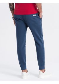 Ombre Clothing - Spodnie męskie dresowe typu jogger - granatowe V4 OM-PABS-0173 - XXL. Okazja: na co dzień. Kolor: niebieski. Materiał: dresówka. Wzór: aplikacja. Styl: casual #5