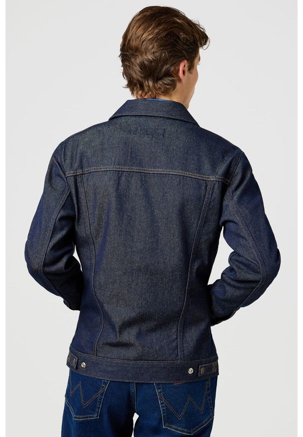 Wrangler - MESKA KURTKA WRANGLER REGULAR JACKET RINSED NIGHT 112362391. Okazja: na co dzień. Typ kołnierza: kaptur. Materiał: jeans, materiał, bawełna. Sezon: lato. Styl: elegancki, casual, klasyczny
