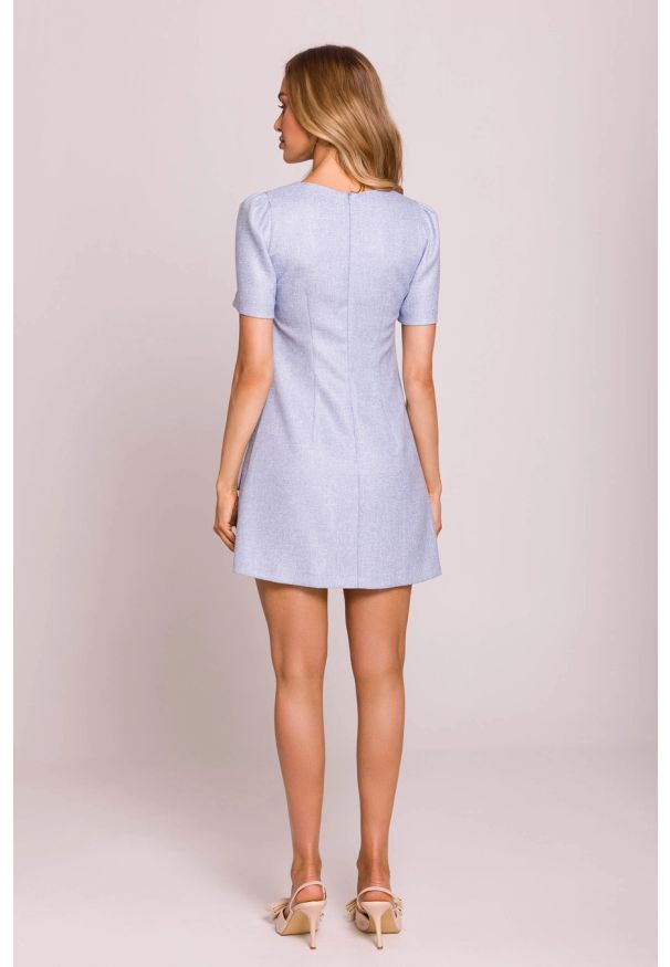 MOE - Elegancka sukienka trapezowa mini niebieska. Kolor: niebieski, pomarańczowy. Materiał: tkanina. Długość rękawa: krótki rękaw. Typ sukienki: trapezowe. Styl: elegancki. Długość: mini