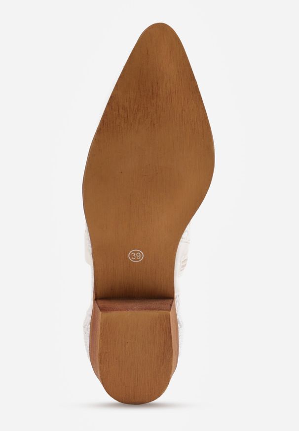Born2be - Białe Ażurowe Botki Kowbojki z Haftem na Niskim Obcasie Typu Stożek Bertolina. Okazja: na co dzień. Kolor: biały. Materiał: jeans. Wzór: ażurowy, haft. Obcas: na obcasie. Styl: casual, klasyczny, wizytowy. Wysokość obcasa: niski