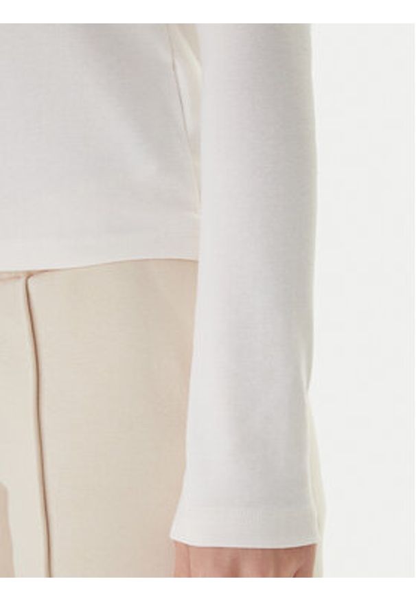 Guess Bluzka V6RI00 KD741 Écru Slim Fit. Materiał: bawełna