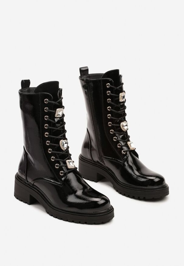 Born2be - Czarne Botki na Płaskiej Podeszwie w Stylu Workerów ze Sznurowaniem i Cyrkoniami Nialoria. Okazja: na co dzień. Zapięcie: sznurówki. Kolor: czarny. Materiał: jeans. Obcas: na płaskiej podeszwie. Styl: casual, elegancki