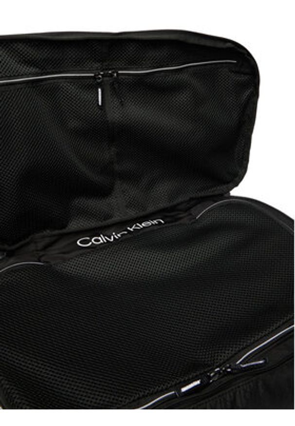 Calvin Klein Torba podróżna Utility Emblem Aop LV04D3385G Czarny. Kolor: czarny. Materiał: materiał