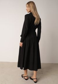 Born2be - Czarna Koszulowa Sukienka z Bawełną i Wiskozą Ozdobiona Paskiem Viviedah. Okazja: na co dzień. Kolor: czarny. Materiał: wiskoza, bawełna. Wzór: aplikacja. Typ sukienki: koszulowe. Styl: casual #7
