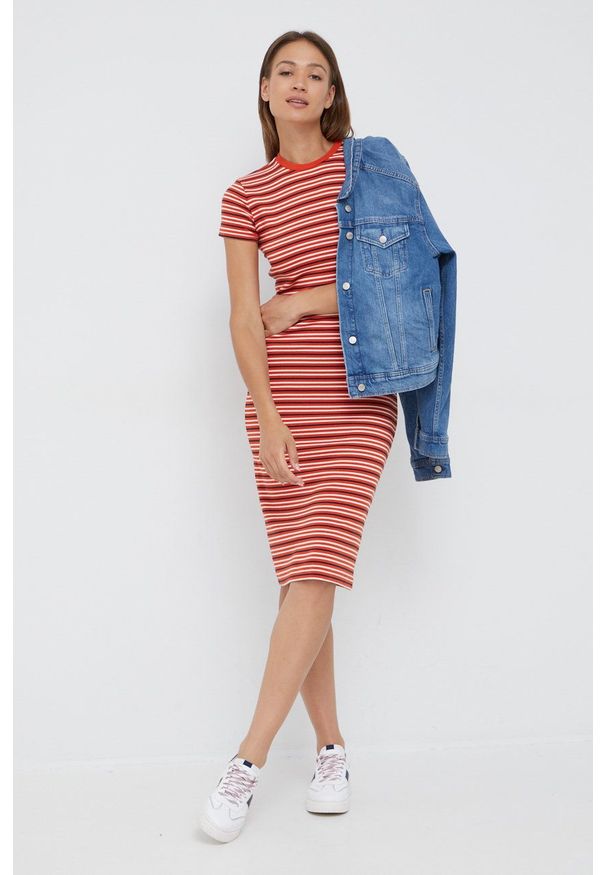 Polo Ralph Lauren sukienka kolor pomarańczowy mini dopasowana. Typ kołnierza: polo. Kolor: pomarańczowy. Materiał: dzianina. Długość rękawa: krótki rękaw. Typ sukienki: dopasowane. Długość: mini