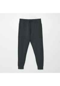 Cropp - Dresowe spodnie jogger - Szary. Kolor: szary. Materiał: dresówka #1