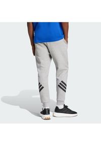 Adidas - adidas Spodnie dresowe Future Icons 3-Stripes JD4867 Szary Regular Fit. Kolor: szary. Materiał: bawełna #2