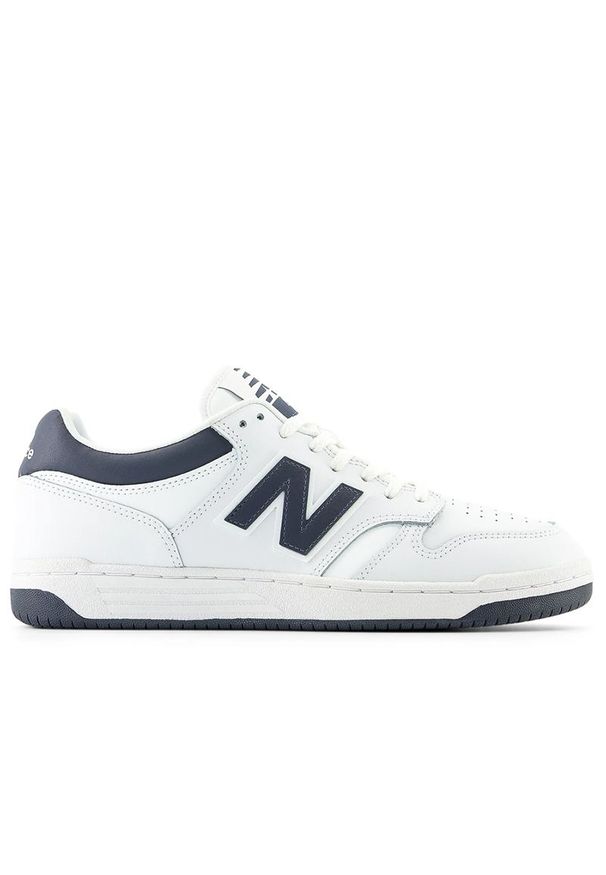 Buty New Balance BB480LWE - białe. Kolor: biały. Materiał: syntetyk, skóra, materiał. Szerokość cholewki: normalna. Sport: koszykówka