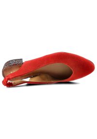 Maciejka - Czółenka MACIEJKA 04482-08/00-5 Czerwony. Nosek buta: otwarty. Kolor: czerwony. Materiał: zamsz, skóra. Szerokość cholewki: normalna. Obcas: na obcasie. Styl: elegancki. Wysokość obcasa: średni #2