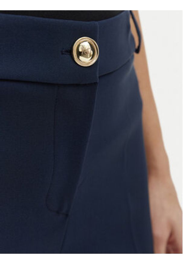 Rinascimento Spodnie materiałowe CFC0128650003 Granatowy Regular Fit. Kolor: niebieski. Materiał: syntetyk