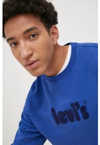 Levi's® - Levi's bluza bawełniana męska z aplikacją. Okazja: na spotkanie biznesowe. Kolor: niebieski. Materiał: bawełna. Wzór: aplikacja. Styl: biznesowy