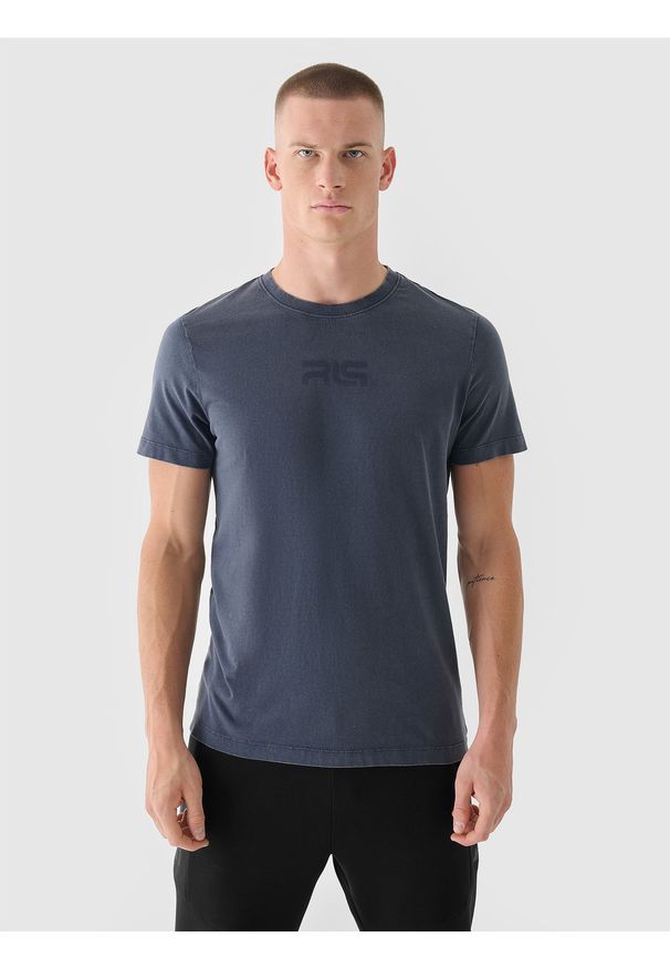 4f - 4F T-shirt regular męski 4F x Robert Lewandowski - szary S. Kolor: szary. Materiał: dzianina, bawełna, jersey. Długość rękawa: krótki rękaw. Długość: krótkie. Wzór: gładki, nadruk, ze splotem. Styl: klasyczny