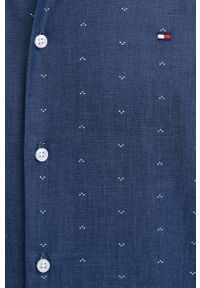 TOMMY HILFIGER - Tommy Hilfiger koszula bawełniana męska kolor granatowy slim z kołnierzykiem włoskim. Typ kołnierza: kołnierzyk włoski. Kolor: niebieski. Materiał: bawełna