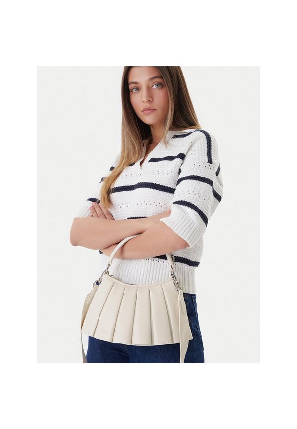 Torebka Lacoste. Kolor: czerwony