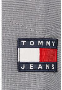 Tommy Jeans - Koszula. Okazja: na co dzień. Typ kołnierza: kołnierzyk klasyczny. Kolor: szary. Materiał: bawełna, materiał, lyocell, tkanina, jedwab. Długość rękawa: długi rękaw. Długość: długie. Wzór: gładki, aplikacja. Styl: casual, klasyczny #4